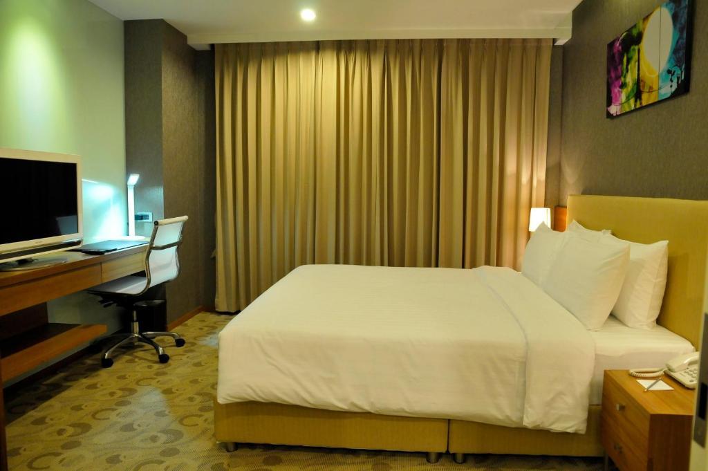 The Moonite Boutique Hotel Bangkok Exteriör bild