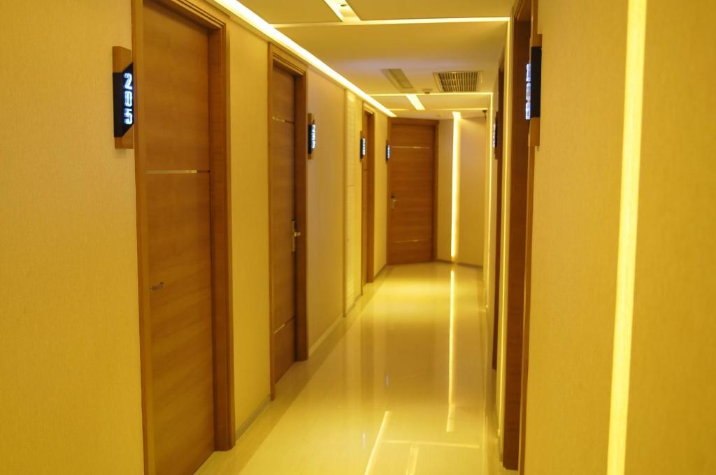 The Moonite Boutique Hotel Bangkok Exteriör bild