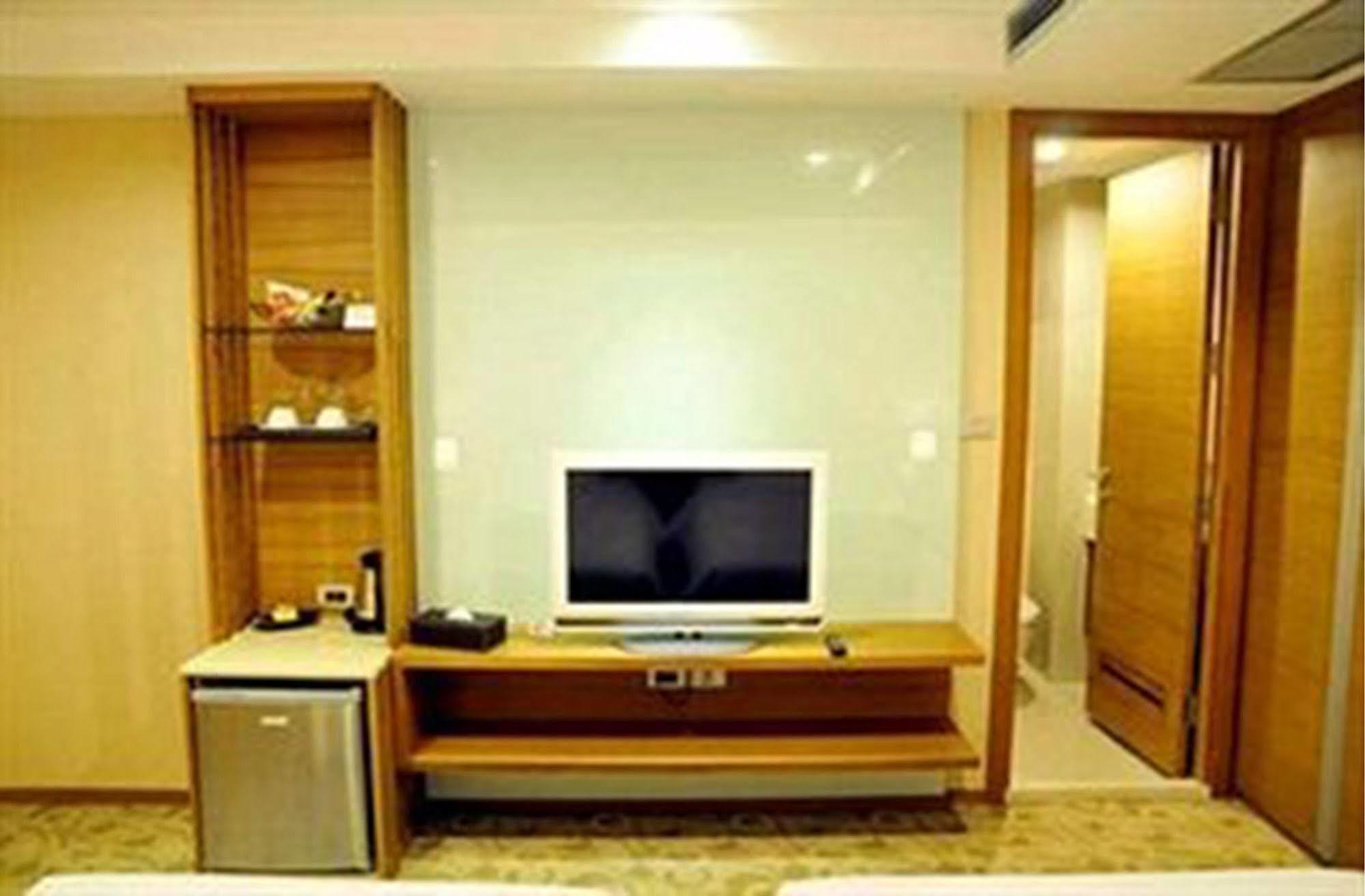 The Moonite Boutique Hotel Bangkok Exteriör bild
